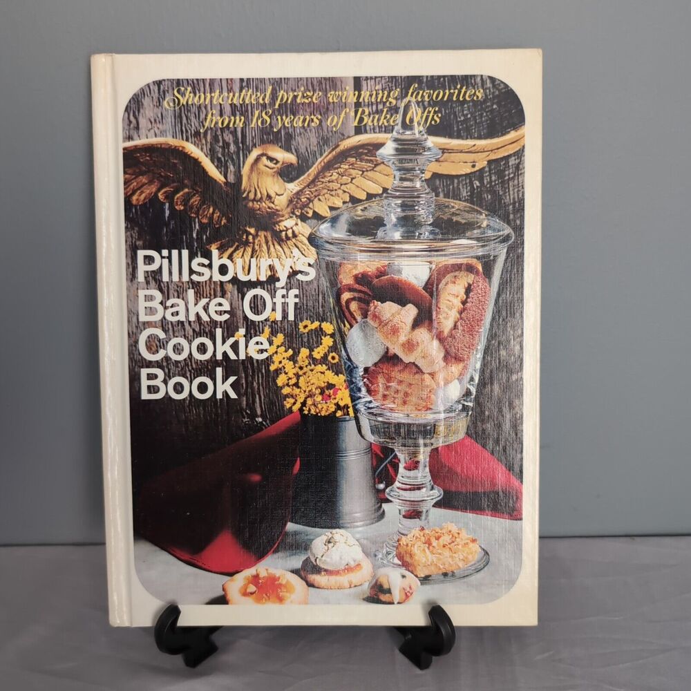 Pillsbury's Bake-Off Cookie Book Prize Winning Favorites Cookbook 1967